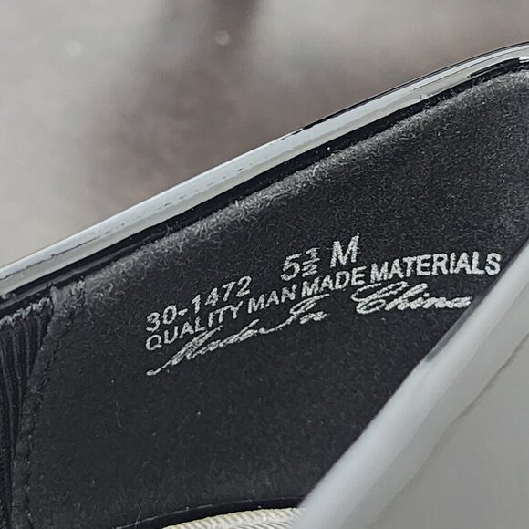 NEW Easy Street Pointe Womens 5.5 M Black Faux Patent Pumps Black 3CT - Picture 5 of 8